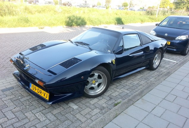 Ferrari 308 GTSi Zender