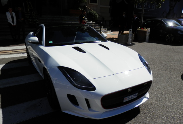 Jaguar F-TYPE R Coupé