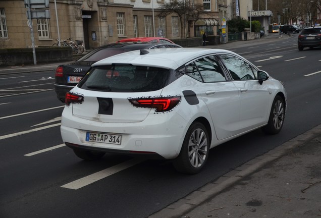 Opel Astra 2016