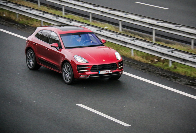 Porsche 95B Macan Turbo