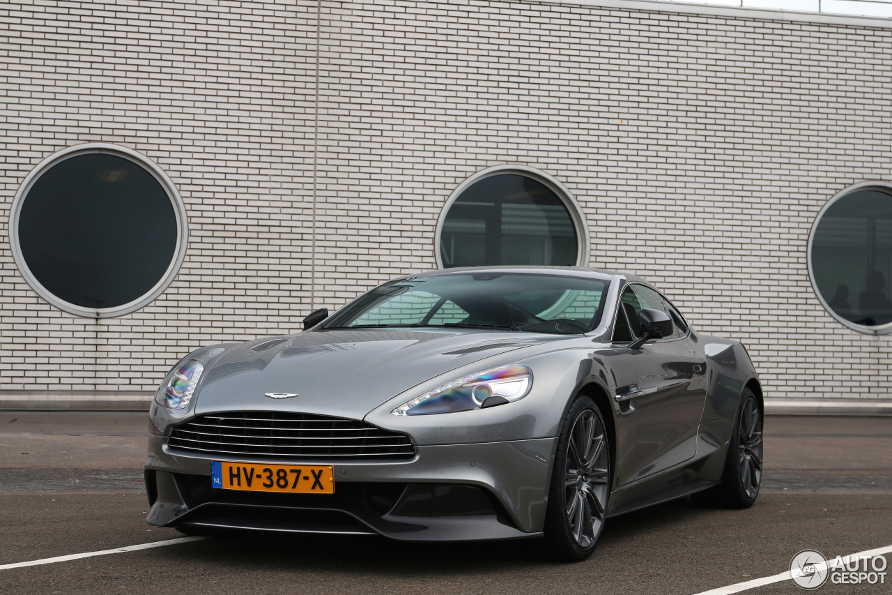 Aston Martin Vanquish 2013