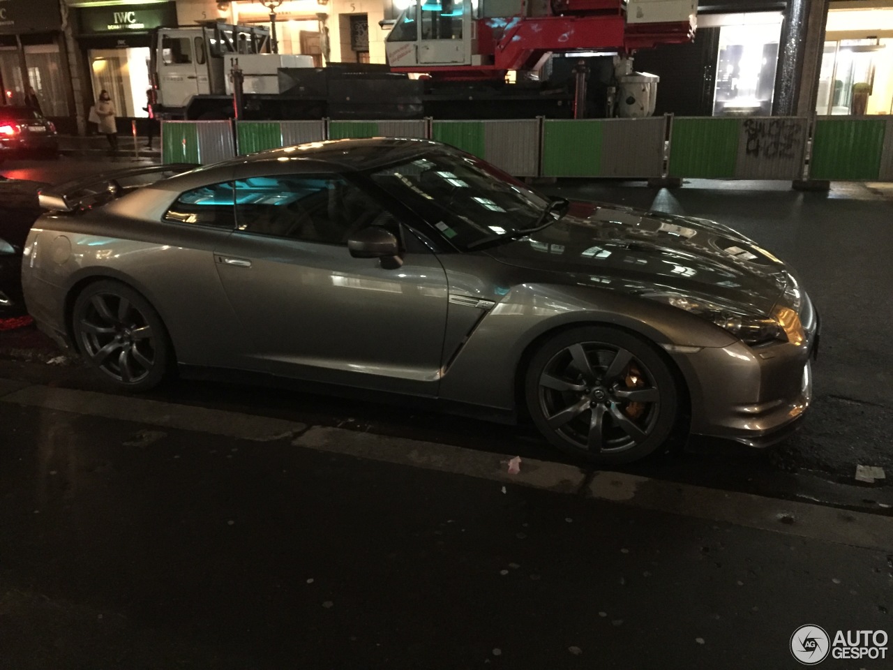 Nissan GT-R