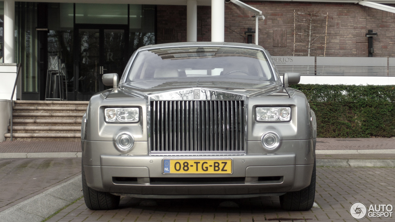 Rolls-Royce Phantom EWB