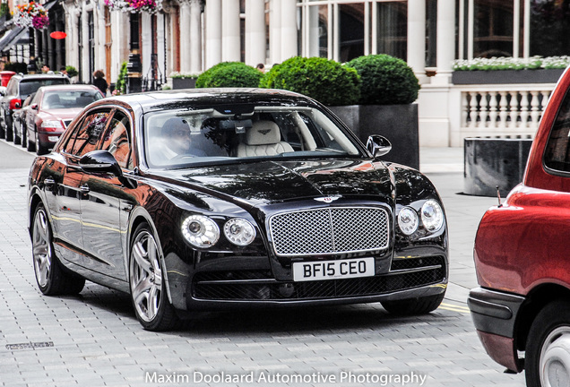 Bentley Flying Spur V8