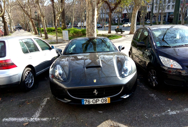 Ferrari California