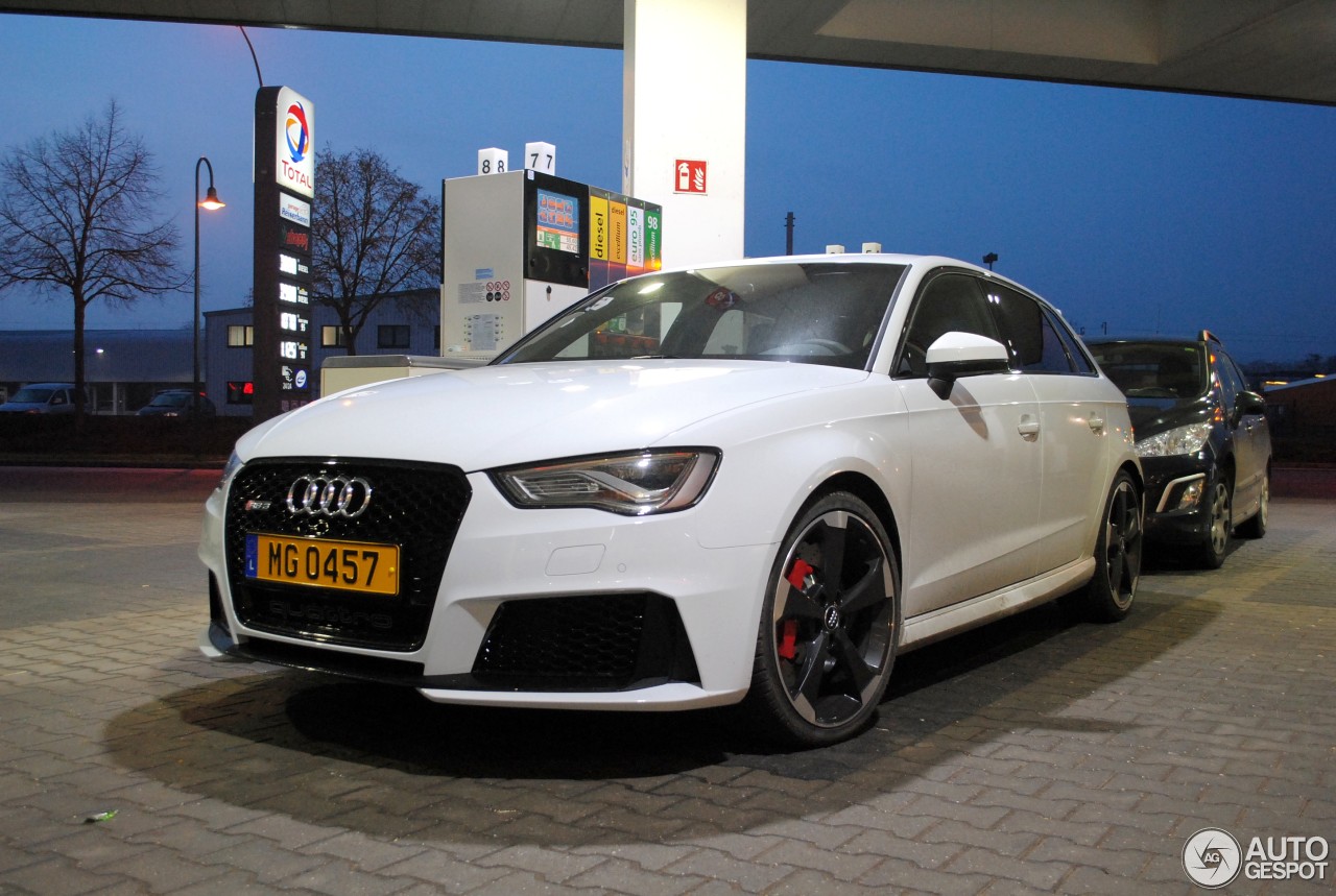 Audi RS3 Sportback 8V