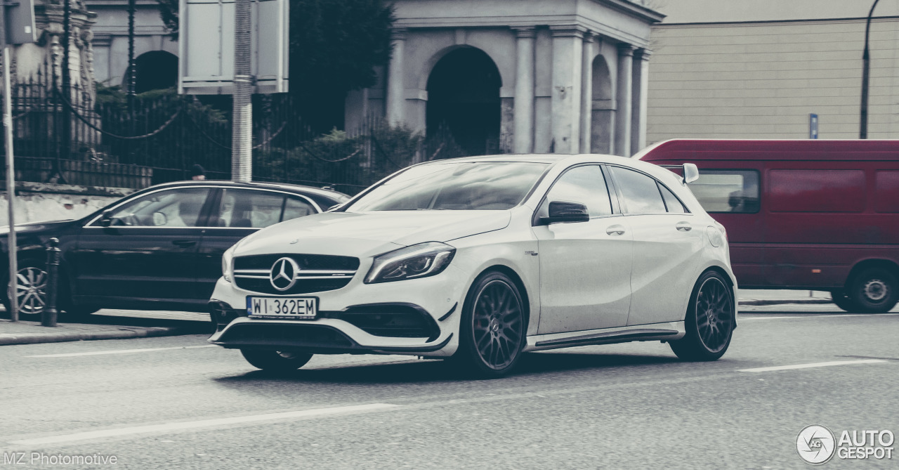 Mercedes-AMG A 45 W176 2015