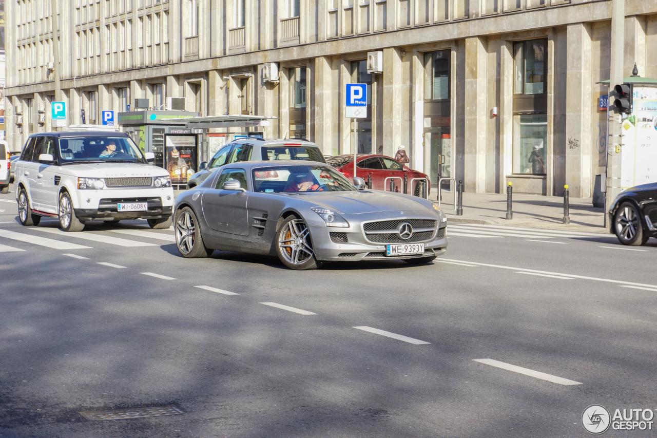 Mercedes-Benz SLS AMG