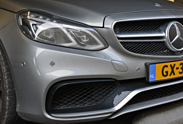 Mercedes-Benz E 63 AMG S W212