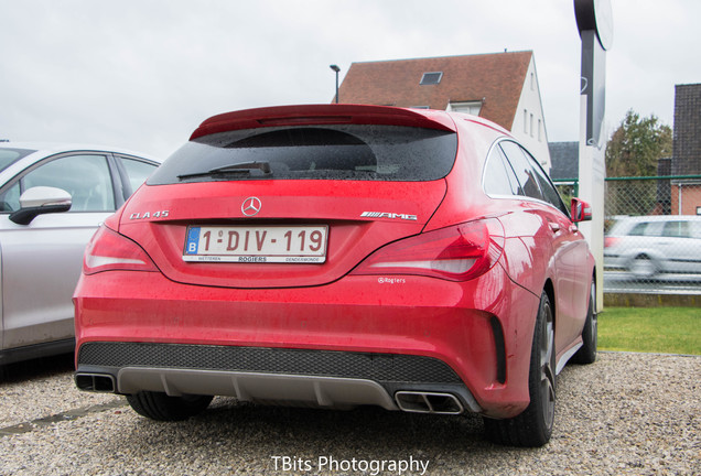 Mercedes-Benz CLA 45 AMG Shooting Brake