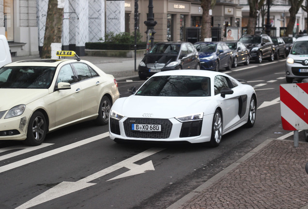 Audi R8 V10 Plus 2015