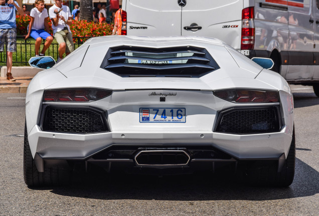 Lamborghini Aventador LP700-4