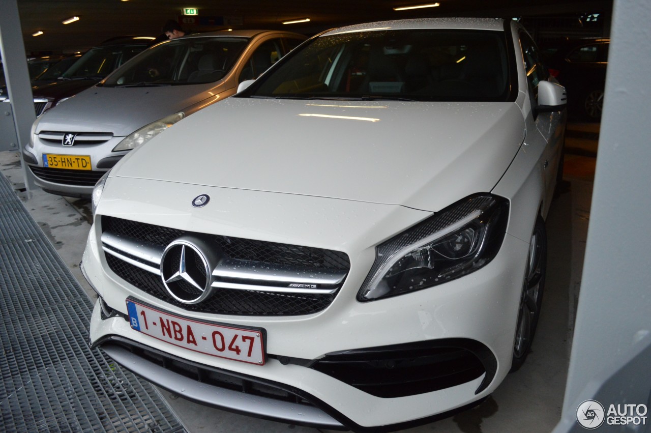 Mercedes-AMG A 45 W176 2015