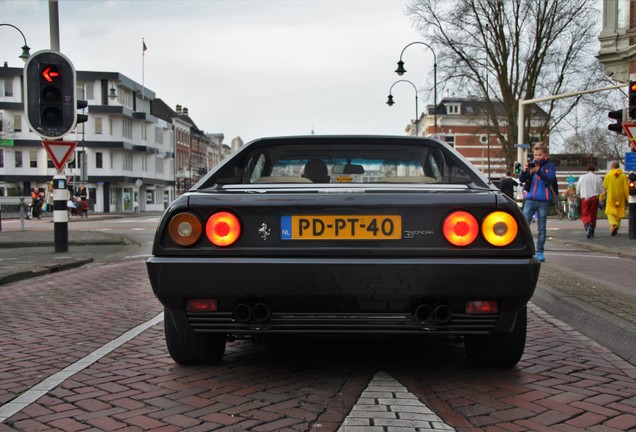 Ferrari Mondial 3.2