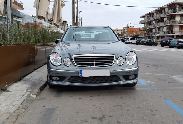 Mercedes-Benz E 55 AMG