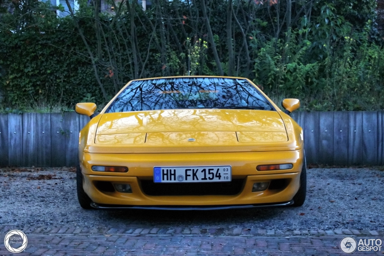 Lotus Esprit S4