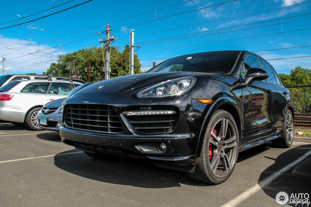 Porsche 958 Cayenne GTS