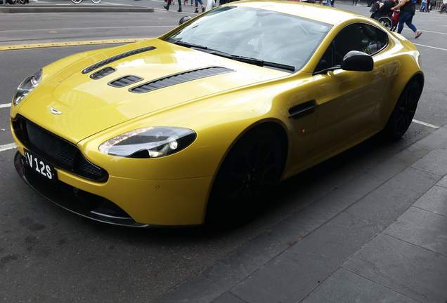 Aston Martin V12 Vantage S