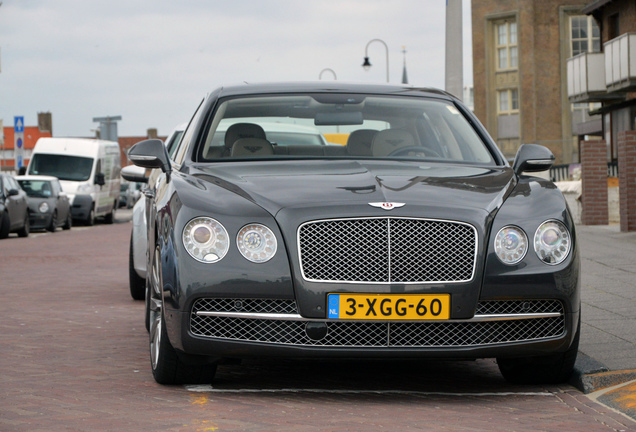 Bentley Flying Spur V8