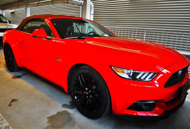 Ford Mustang GT Convertible 2015