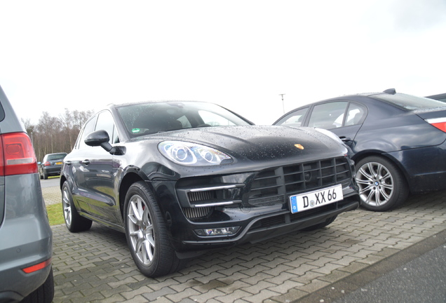 Porsche 95B Macan Turbo