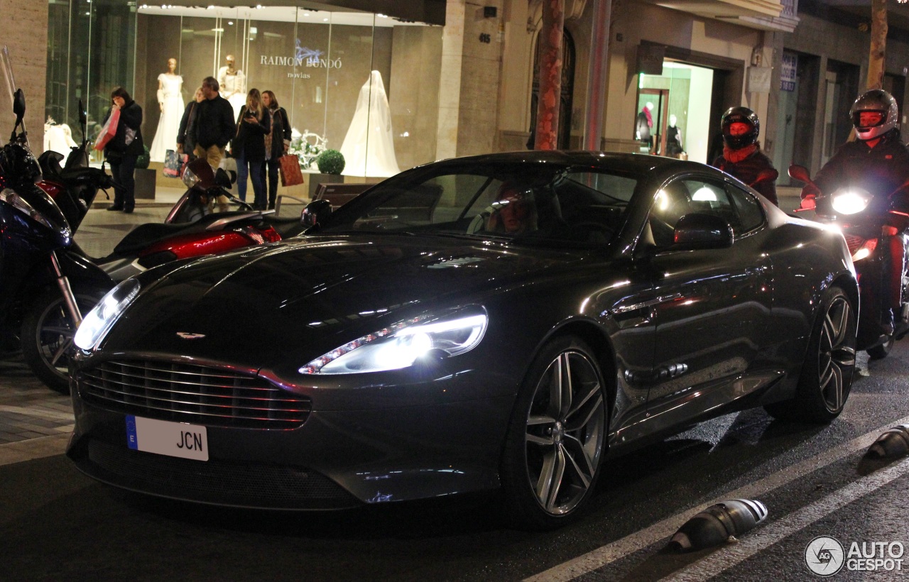 Aston Martin DB9 2013