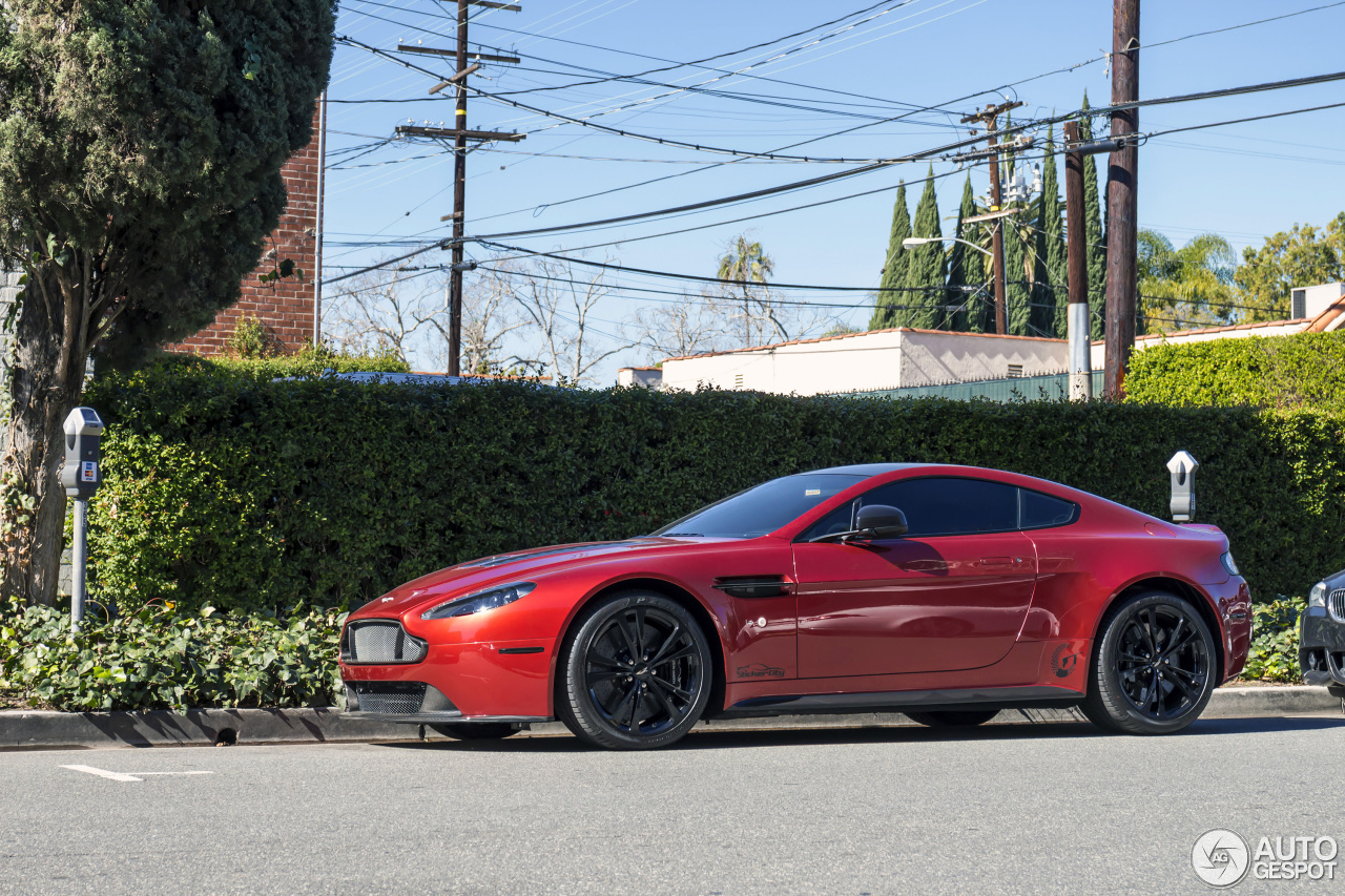 Aston Martin V12 Vantage S