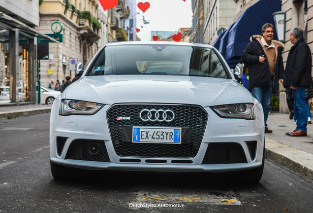 Audi RS4 Avant B8