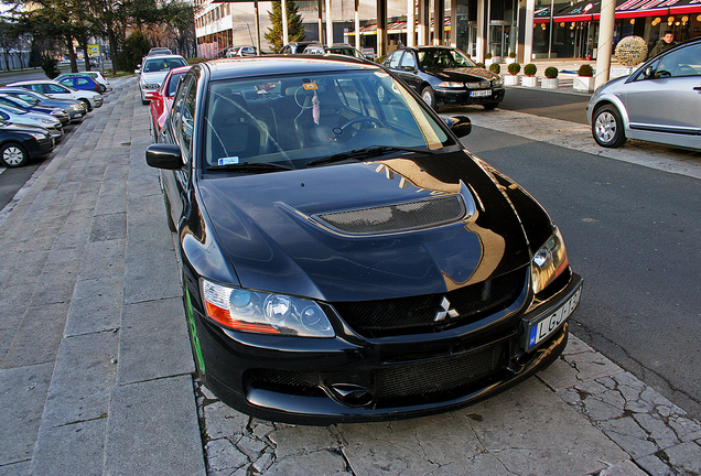 Mitsubishi Lancer Evolution IX