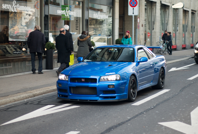 Nissan Skyline R34 GT-R V-Spec II