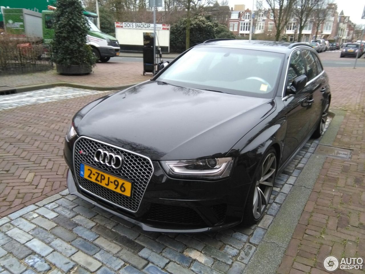 Audi RS4 Avant B8