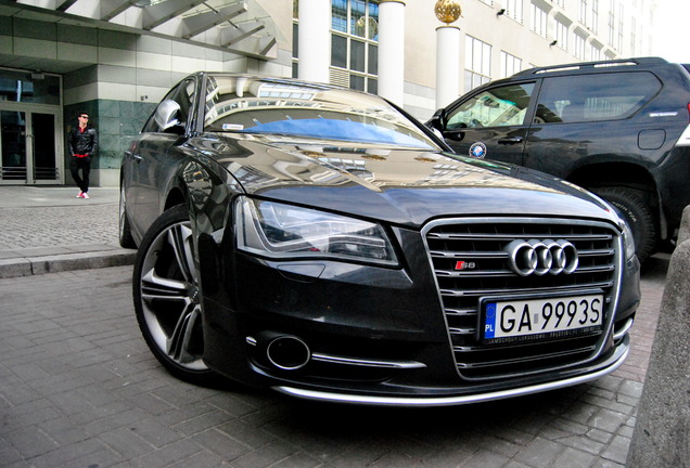 Audi S8 D4