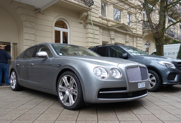 Bentley Flying Spur V8