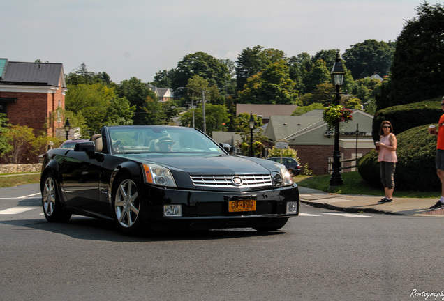 Cadillac XLR