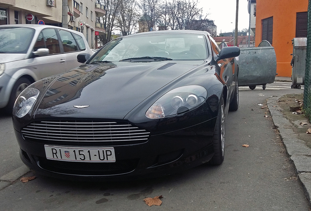 Aston Martin DB9