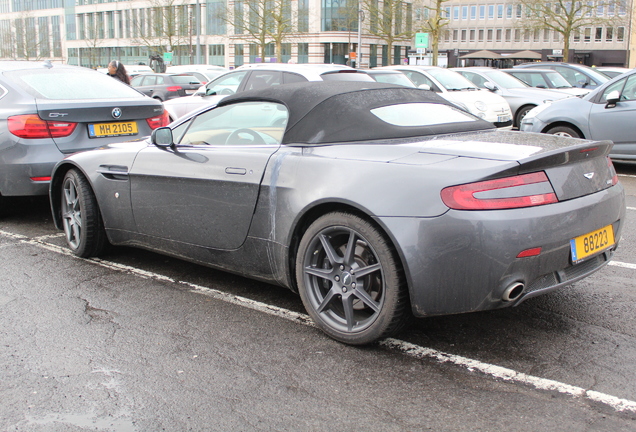 Aston Martin V8 Vantage Roadster