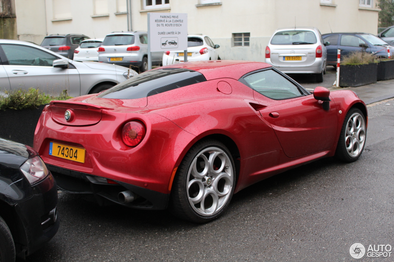 Alfa Romeo 4C Coupé