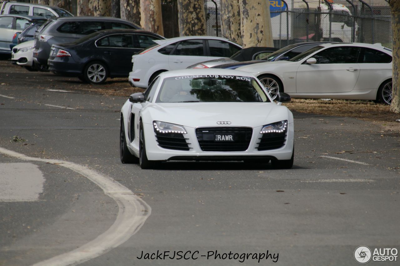 Audi R8