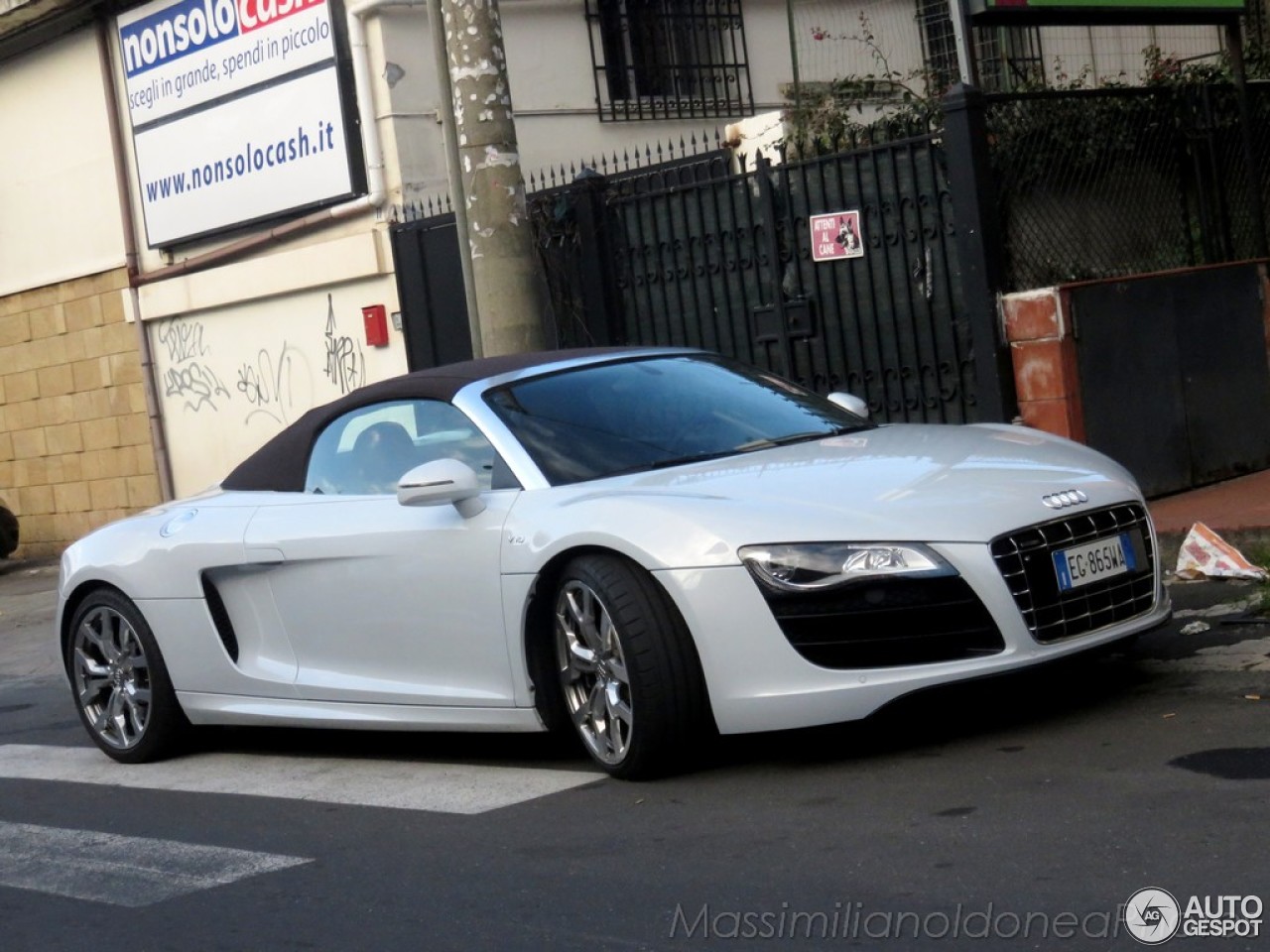 Audi R8 V10 Spyder