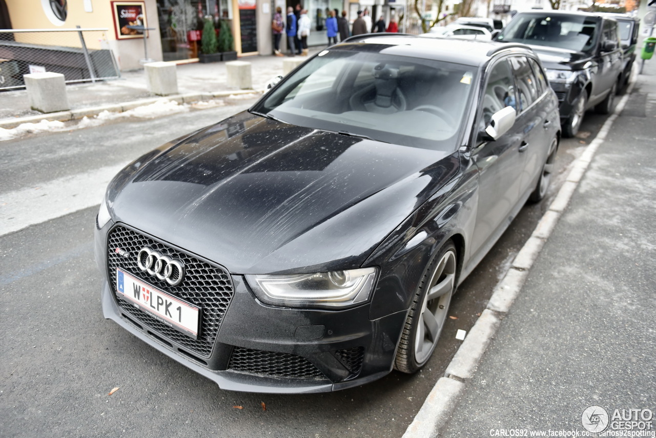 Audi RS4 Avant B8