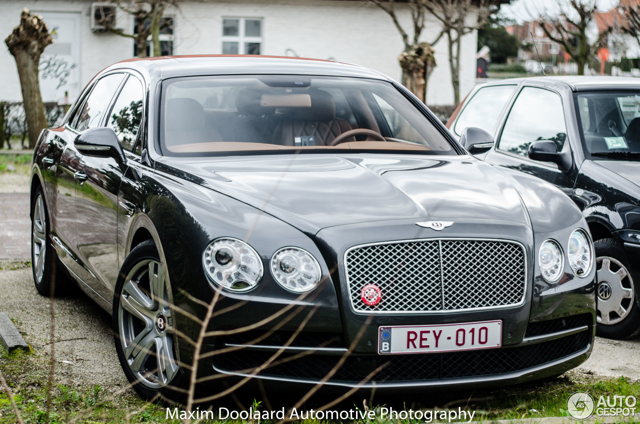 Bentley Flying Spur V8