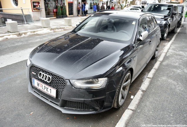 Audi RS4 Avant B8