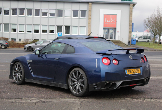 Nissan GT-R 2012