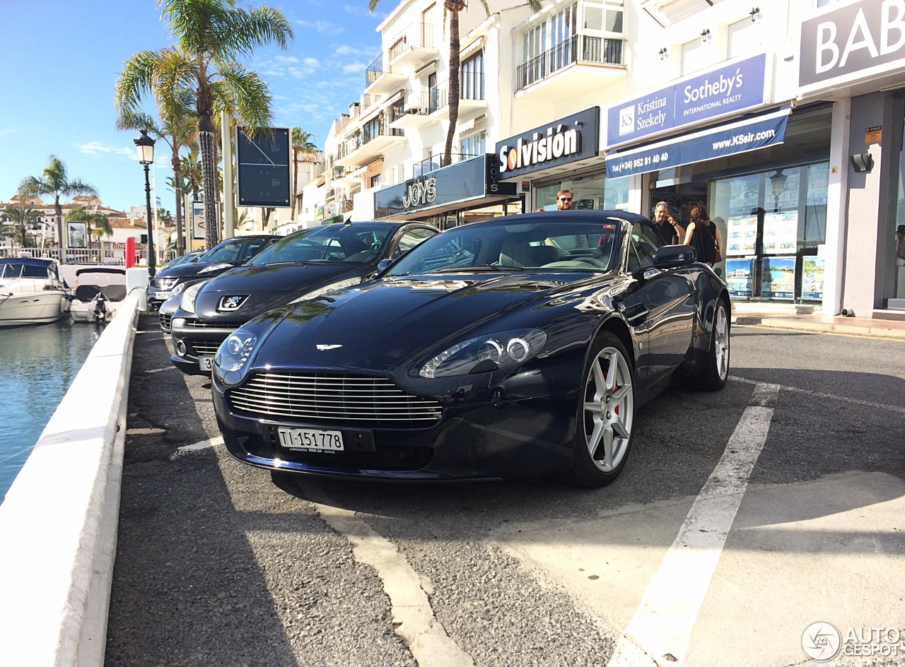 Aston Martin V8 Vantage Roadster