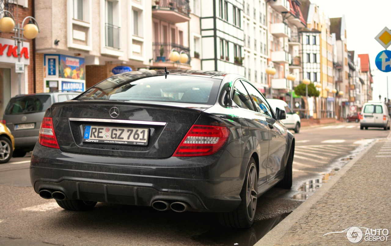 Mercedes-Benz C 63 AMG Coupé