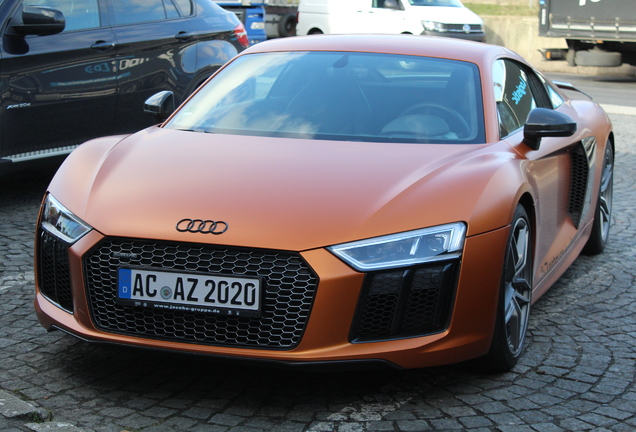 Audi R8 V10 Plus 2015