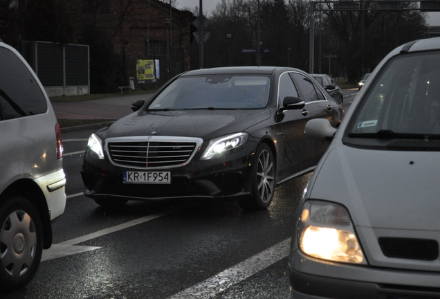 Mercedes-Benz S 63 AMG V222