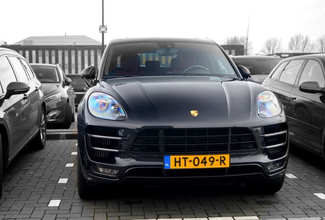 Porsche 95B Macan Turbo