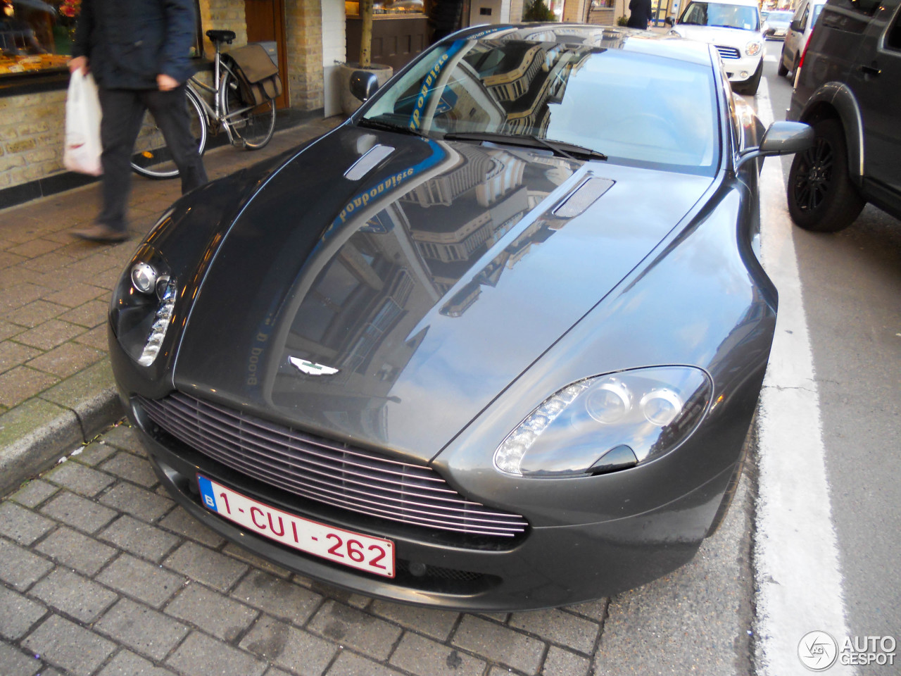 Aston Martin V8 Vantage