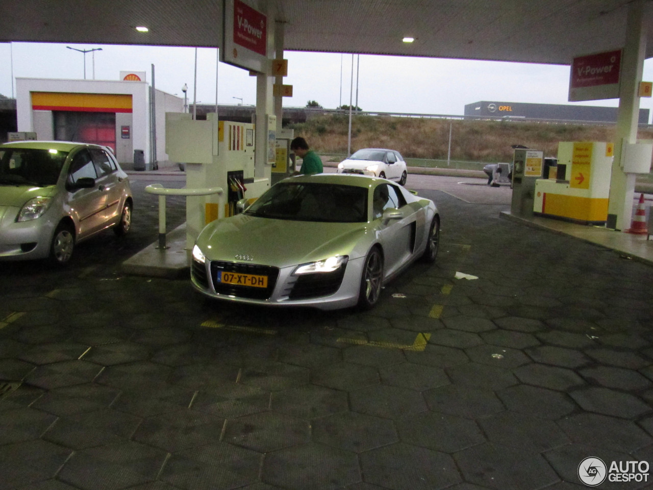 Audi R8